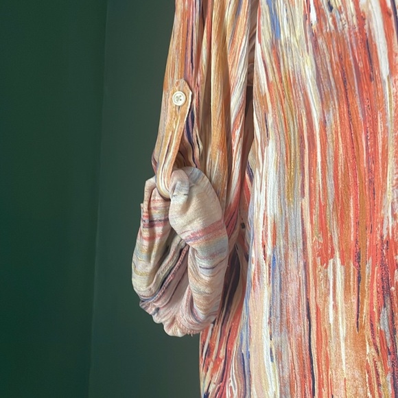 Nine West tunic button back sleeves - Picture 4 of 6